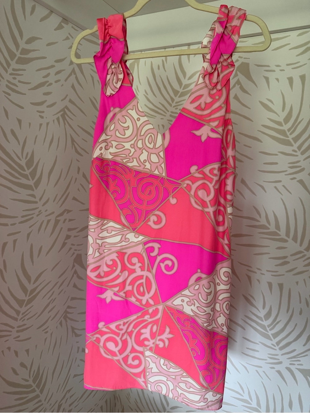 Alice & Trixie Dress Women's Silk V-Neck Summer Dress